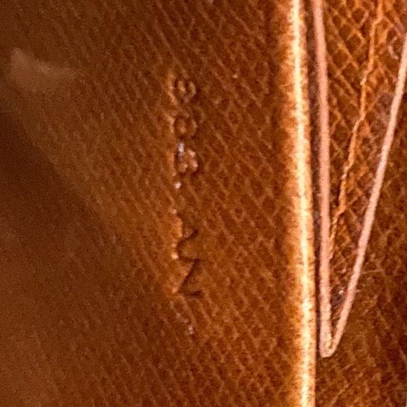 Vintage LV Wallet - Picture 12 of 13